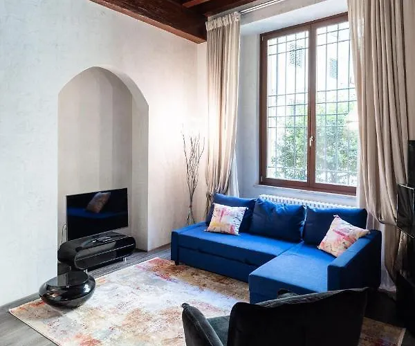 Rosa Luxury Lägenhet Verona